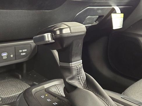 Certified 2025 Kia K4 EX image 22