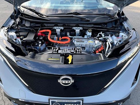 Used 2024 Nissan Ariya AWD image 30