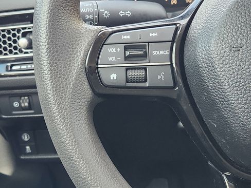 Used 2023 Honda Civic LX image 28