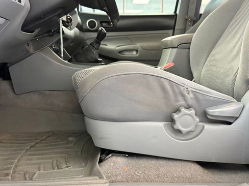 Used 2010 Toyota Tacoma 4x4 Double Cab image 12