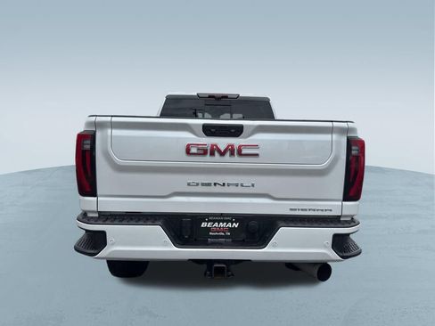 Used 2024 GMC Sierra 2500 Denali w/ Denali Reserve Package AWD/4WD image 7