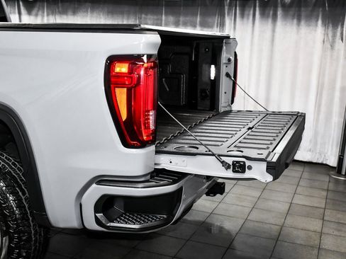 Used 2024 GMC Sierra 1500 AT4 w/ Technology Package image 77