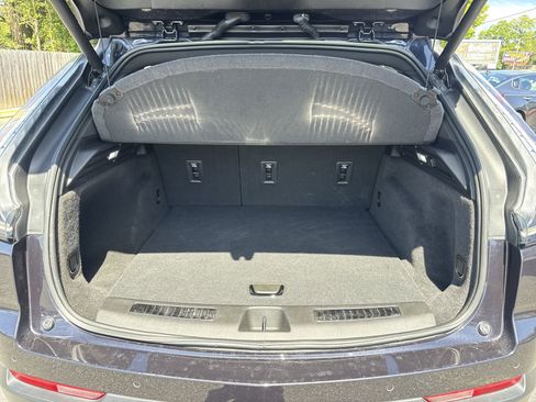 Used 2022 Cadillac XT4 Sport w/ Comfort Package image 34