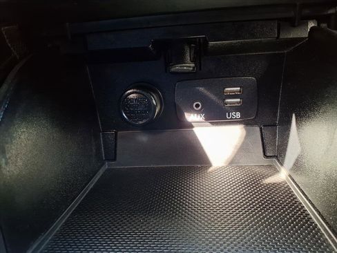 Used 2018 Subaru Legacy 2.5i Premium w/ Moonroof Package image 8