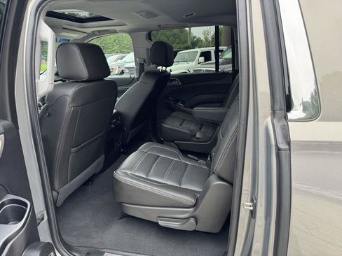 Used 2019 GMC Yukon XL Denali RWD image 7