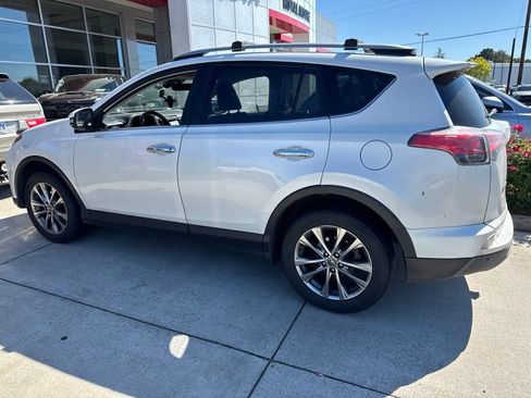 Used 2017 Toyota RAV4 Limited w/ Advanced Technology Package AWD/4WD image 11