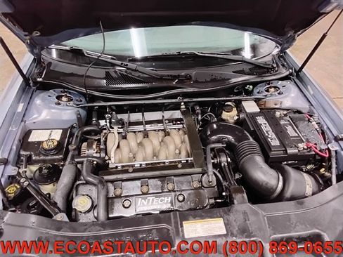 Used 1999 Lincoln Continental image 9