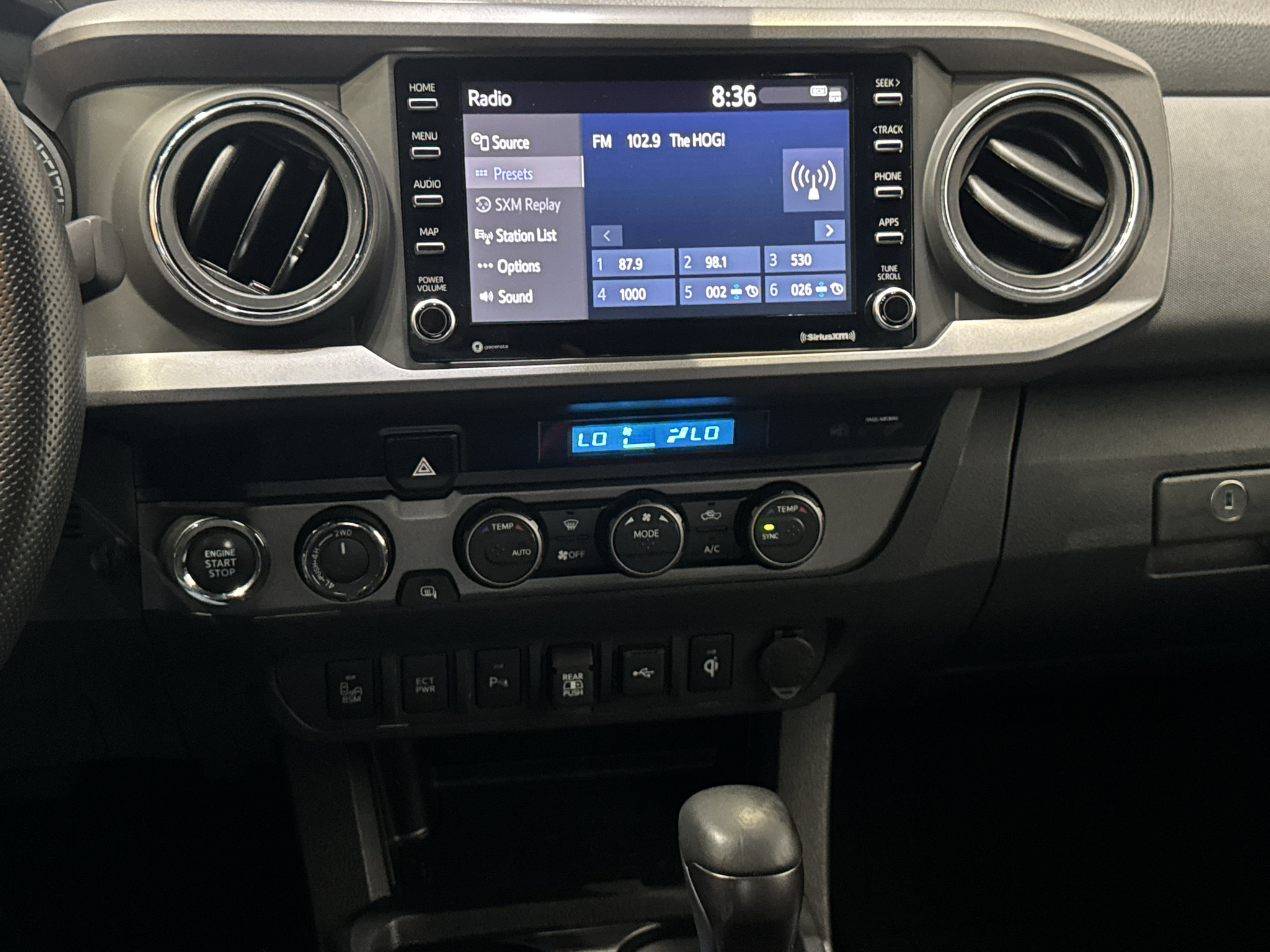 Used 2023 Toyota Tacoma TRD Off-Road w/ Technology Package AWD/4WD image 25