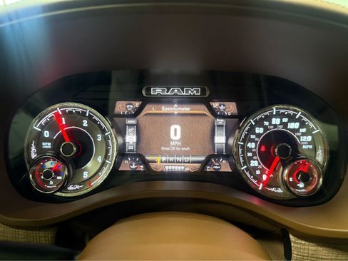 Used 2020 RAM 1500 Longhorn AWD/4WD image 26