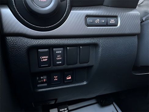 Used 2021 Nissan Titan PRO-4X image 14