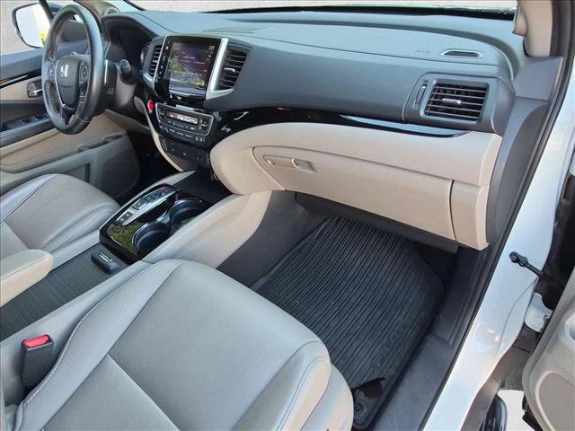 Used 2016 Honda Pilot Touring image 23