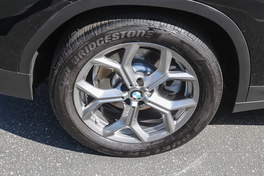Used 2024 BMW X3 sDrive30i w/ Convenience Package RWD image 14