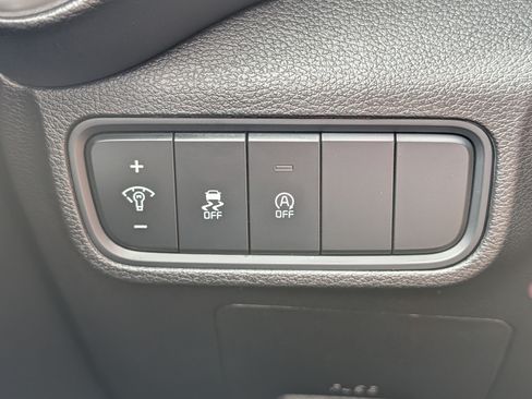 Certified 2023 Kia Soul LX w/ Option Group 015 FWD image 26