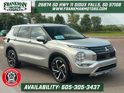 Used 2024 Mitsubishi Outlander SE