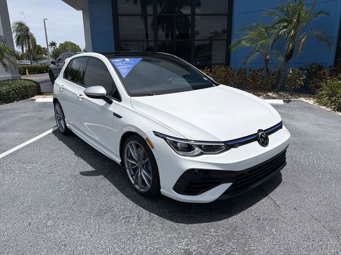 Used 2024 Volkswagen Golf R AWD/4WD image 2