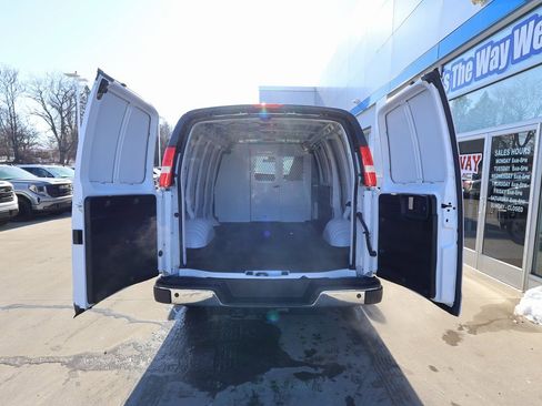 New 2025 Chevrolet Express 2500 w/ Driver Convenience Package image 19