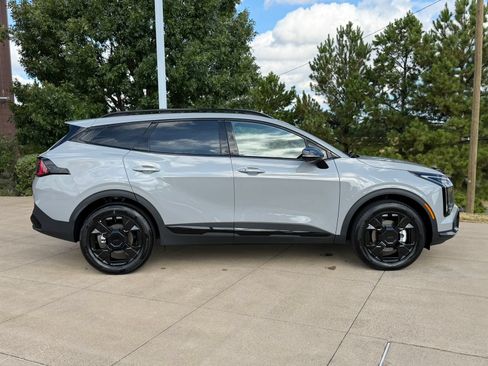 Used 2026 Kia Sportage X-Line w/ X-Line Premium Package AWD/4WD image 7