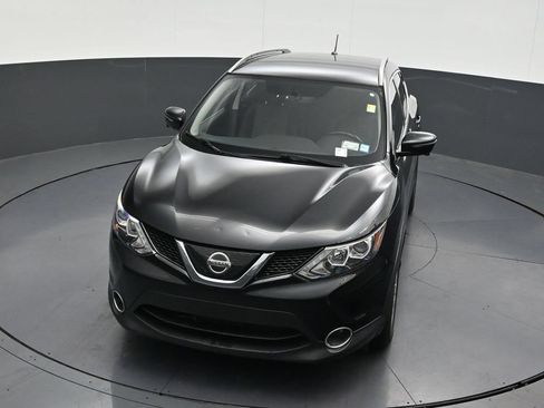 Used 2018 Nissan Rogue Sport SV w/ SV Technology Package AWD/4WD image 22