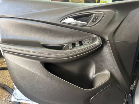 Used 2023 Buick Encore GX Preferred FWD image 30