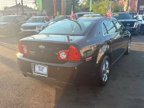 Used 2010 Chevrolet Malibu LT FWD image 7