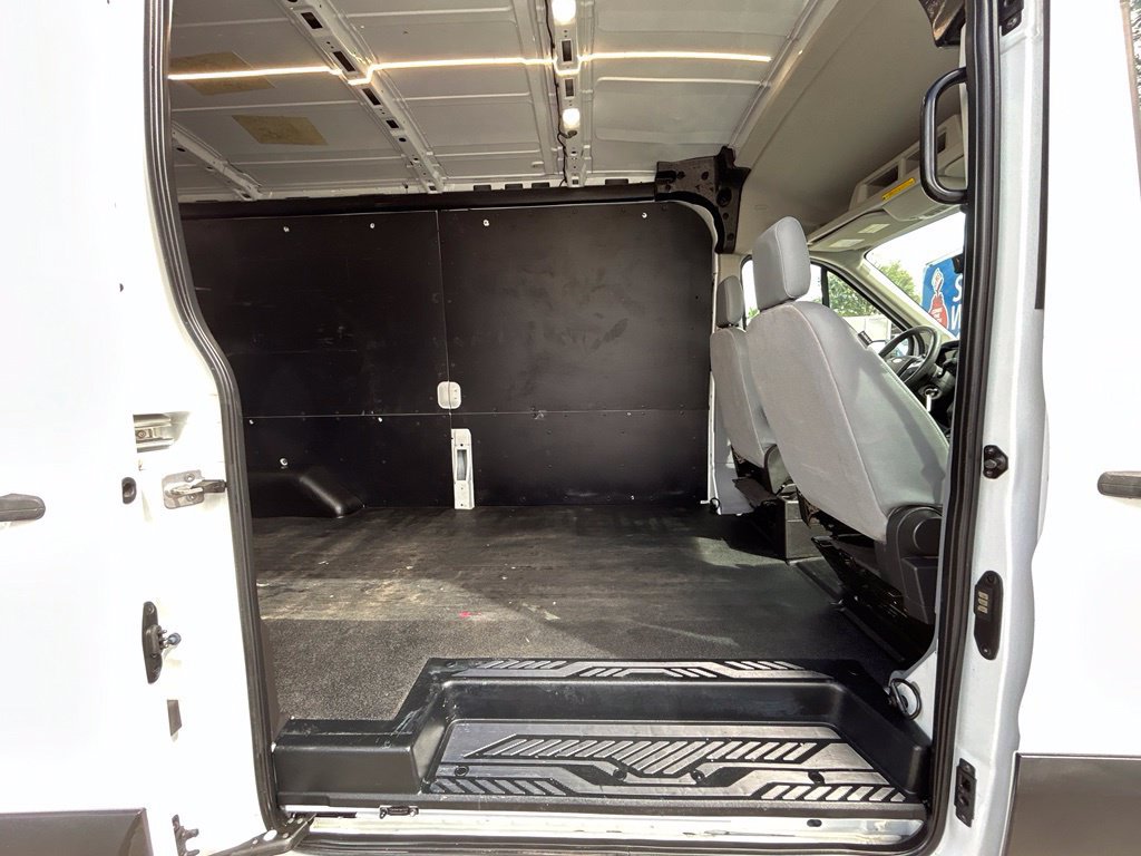 Used 2019 Ford Transit 250 148 Medium Roof RWD image 28