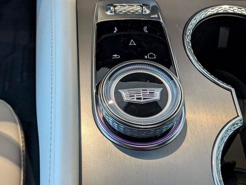 New 2026 Cadillac Vistiq Luxury AWD/4WD image 20