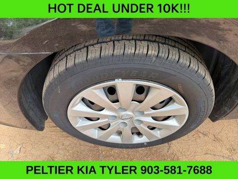 Used 2019 Nissan Sentra S image 4