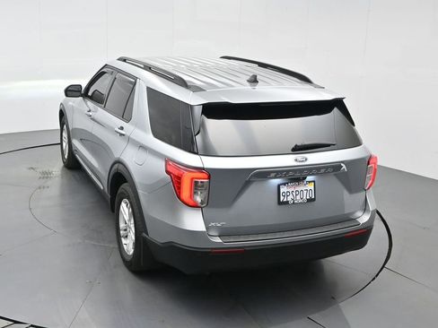 Used 2024 Ford Explorer XLT image 48