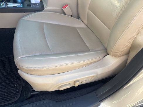 Used 2017 Subaru Outback 2.5i Limited w/ Popular Package #5 AWD/4WD image 7