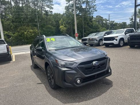 Used 2024 Subaru Outback Onyx Edition AWD/4WD image 10