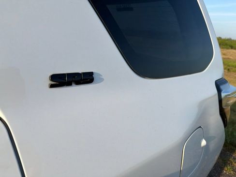 Used 2016 Toyota 4Runner SR5 Premium RWD image 6