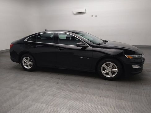 Used 2023 Chevrolet Malibu LS FWD image 11