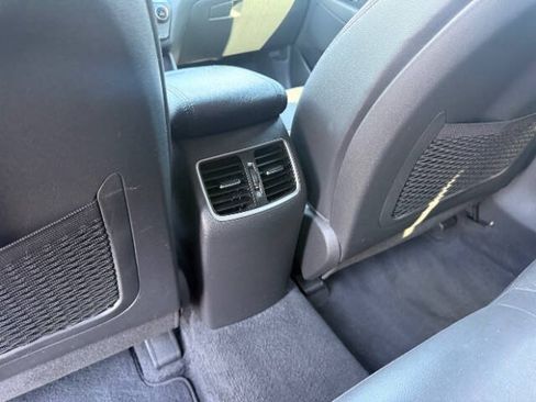 Used 2016 Hyundai Tucson Limited w/ Option Group 03 FWD image 21