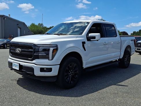 Used 2025 Ford F150 Lariat AWD/4WD image 3