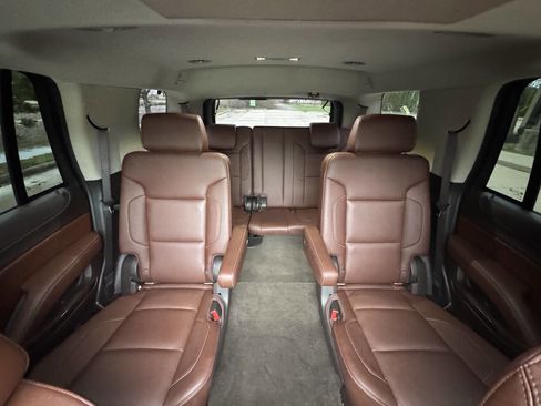 Used 2015 Chevrolet Tahoe LTZ AWD/4WD image 20