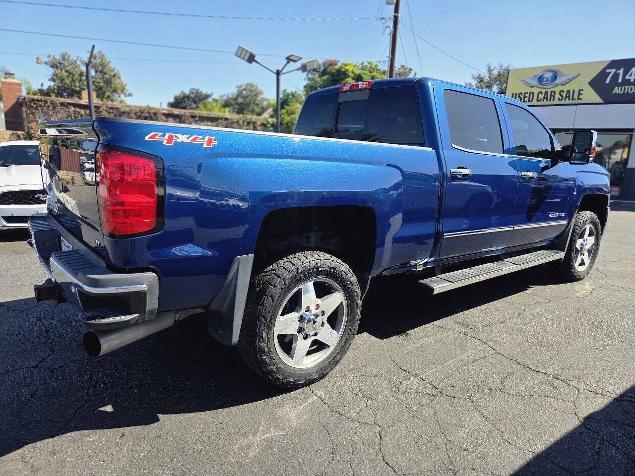 Used 2017 Chevrolet Silverado 2500 LTZ w/ Duramax Plus Package AWD/4WD image 17