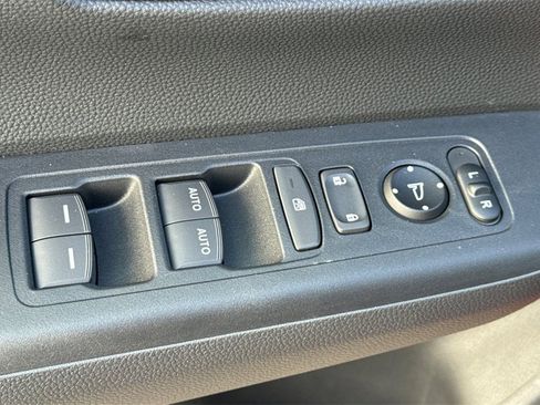 Certified 2025 Honda CR-V Sport image 16