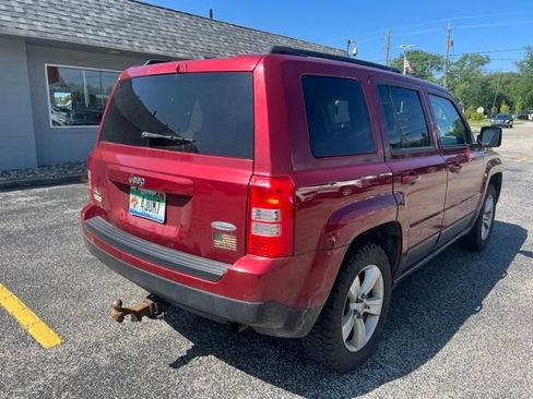 Used 2016 Jeep Patriot Latitude AWD/4WD image 7