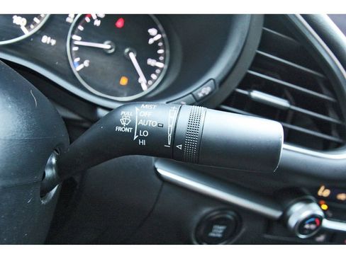 Used 2023 MAZDA MAZDA3 s image 18