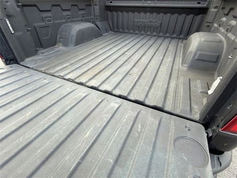 Used 2022 Chevrolet Silverado 1500 High Country w/ Z71 Off-Road Package image 30