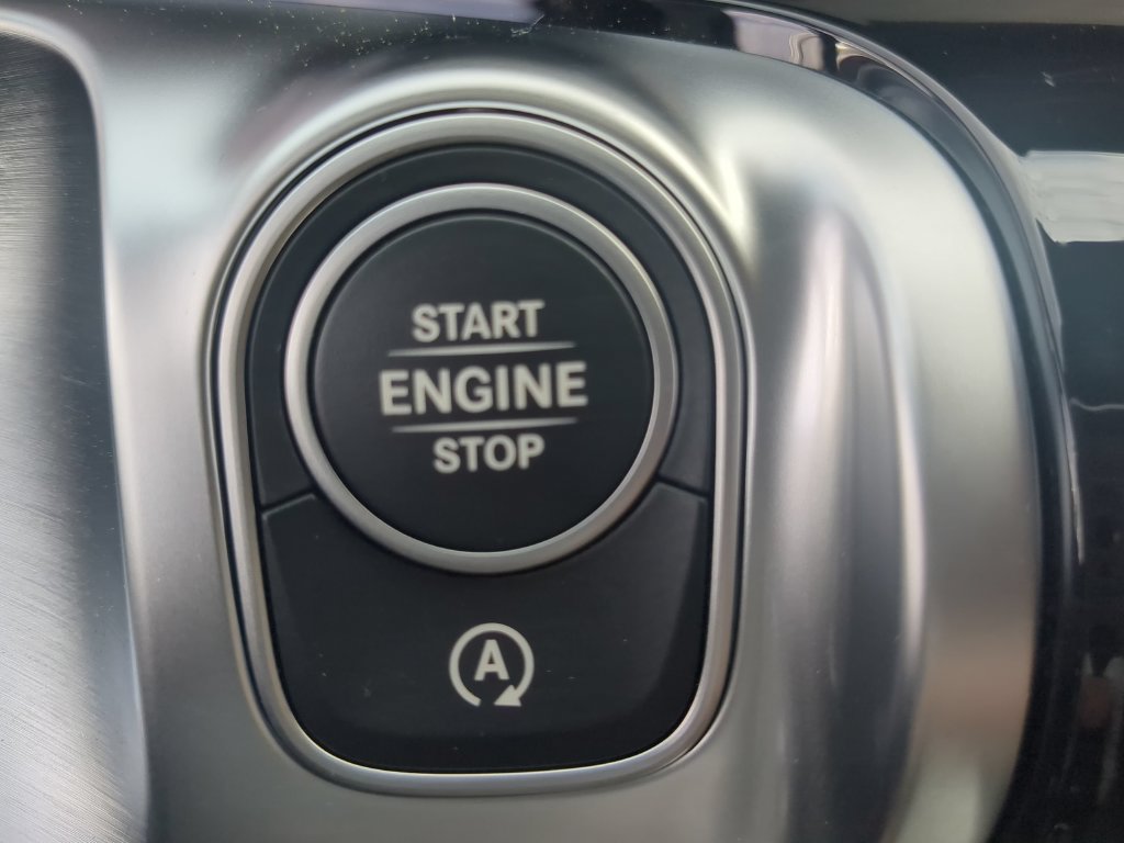 Certified 2024 Mercedes-Benz GLB 35 AMG 4MATIC image 26