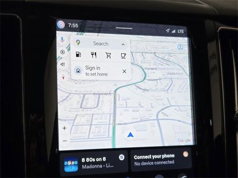 Certified 2025 Volvo XC60 B5 Plus image 28