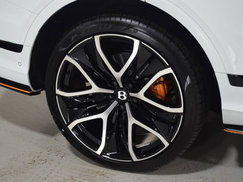 New 2026 Bentley Bentayga Speed image 6