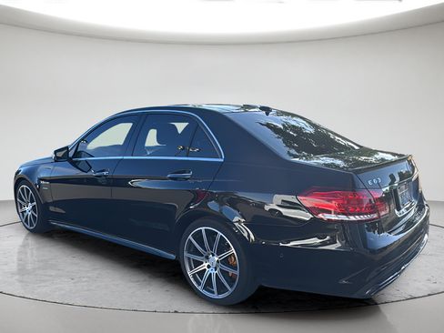Used 2014 Mercedes-Benz E 63 AMG S-Model image 10