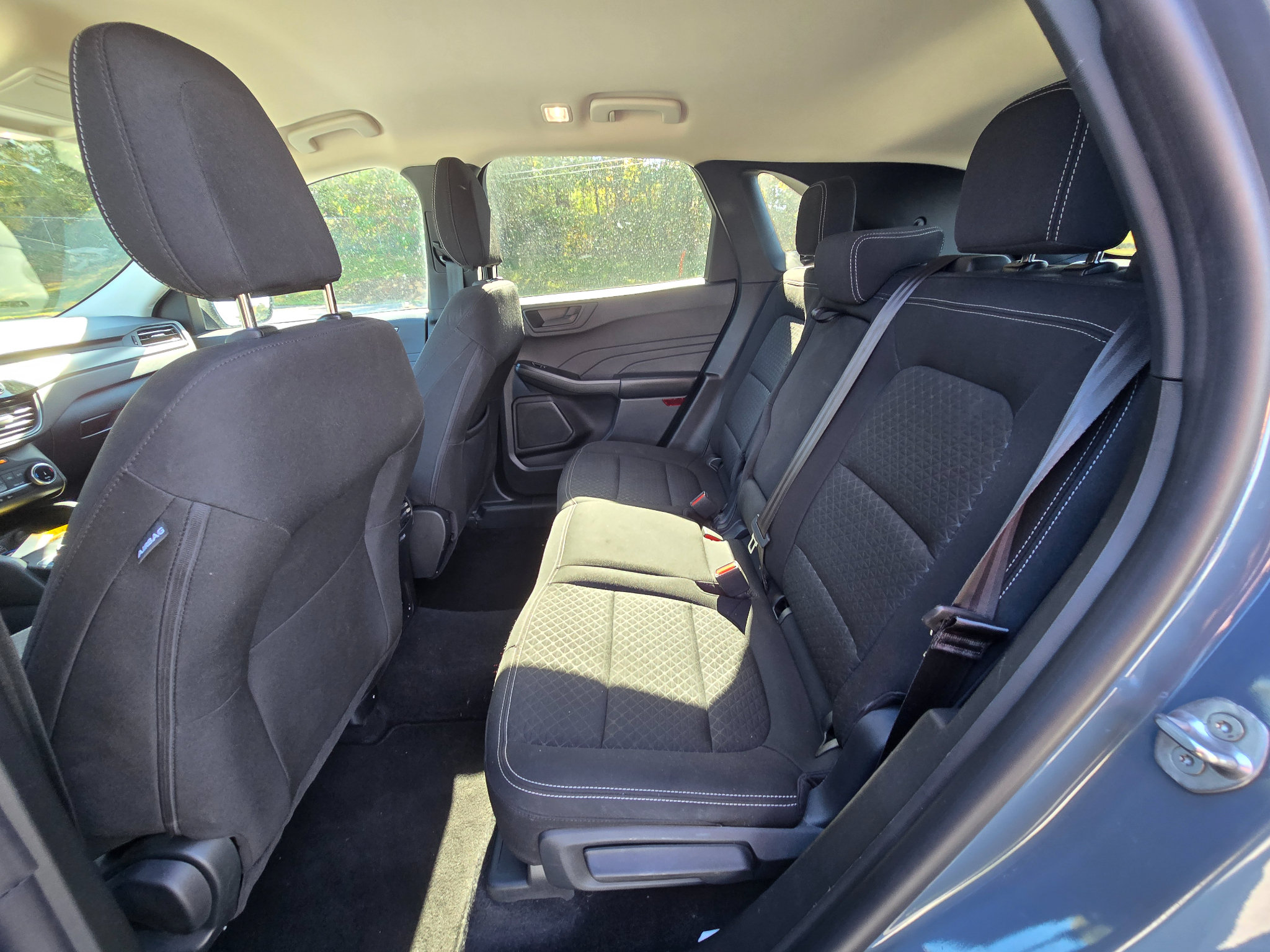 Used 2025 Ford Escape Active AWD/4WD image 17