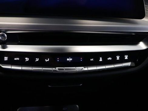 New 2026 Cadillac Lyriq Signature Luxury image 17