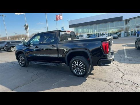 Used 2024 GMC Sierra 1500 AT4 w/ Technology Package image 6