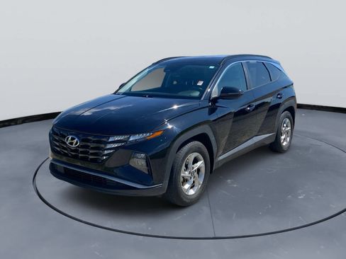 Used 2023 Hyundai Tucson SEL FWD image 2