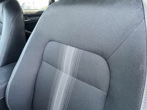 Used 2025 Honda Civic Sport image 22