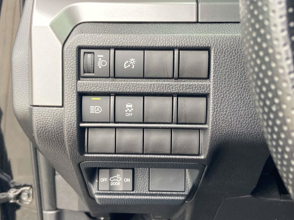 Used 2025 Toyota Tacoma SR5 RWD image 23